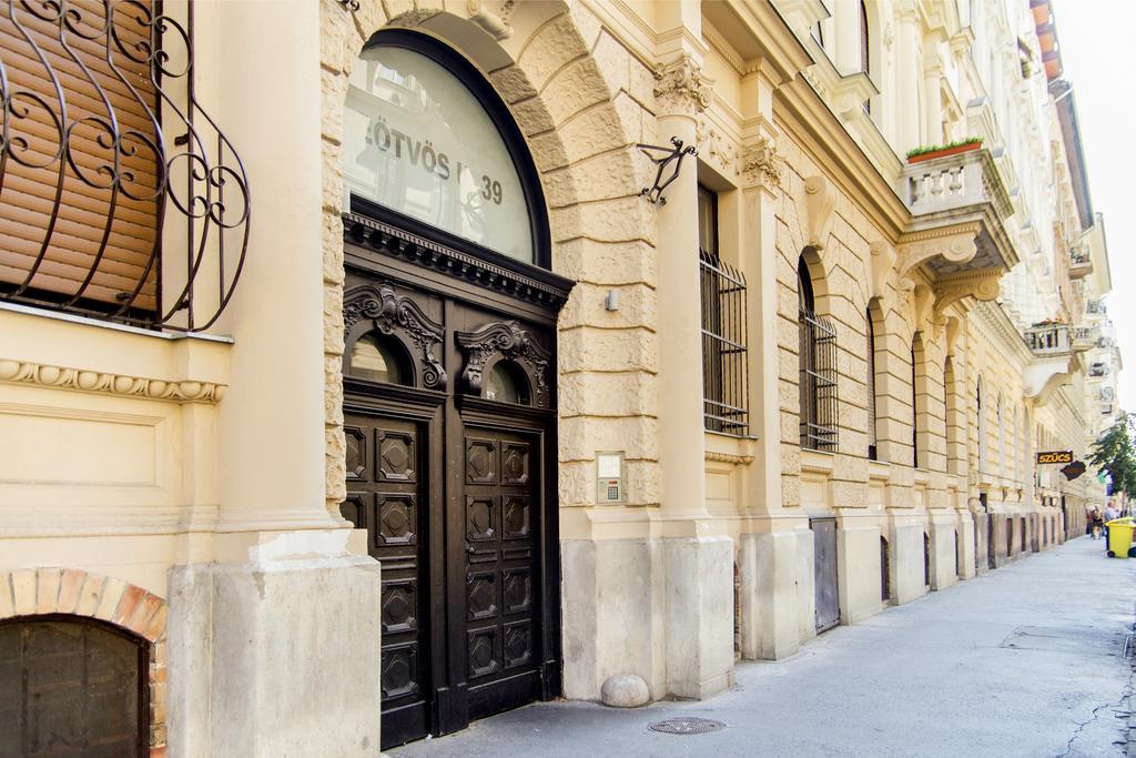 Eötvös Apartman Budapest Szoba fotó